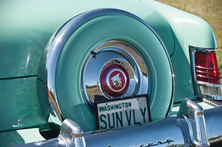  Mercury Monterey Sun Valley 2-Door Hardtop 1954 года  (фото 2 из 22)